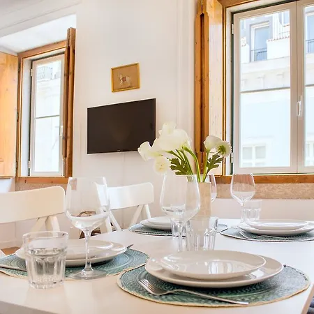 Chiado Apartment, The Heart Of Апартаменти *