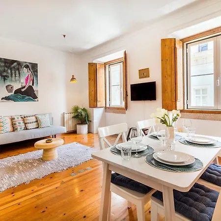 Apartment Chiado *