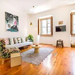 Apartment Chiado Apartment, The Heart Of Lissabon